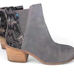 Toms Gray Suede Ankle Boots with Pattern